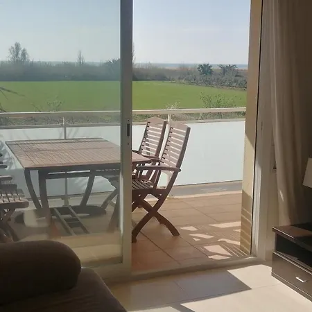 Sara Apartmán